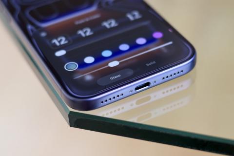 iOS 26 带来液态玻璃,现在 iOS 27 将让它如丝般流畅
